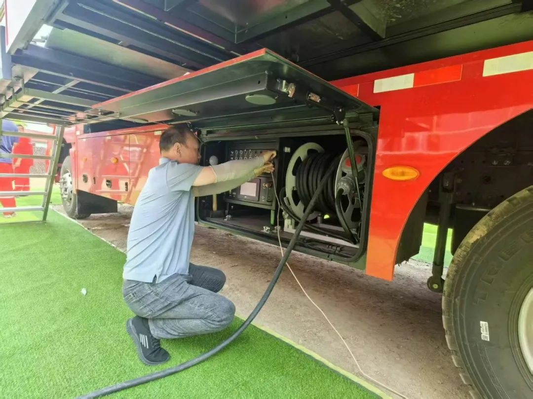 以练备战！亿万先生MR应急救援车辆参演“应急使命·2025”联合救援演习！