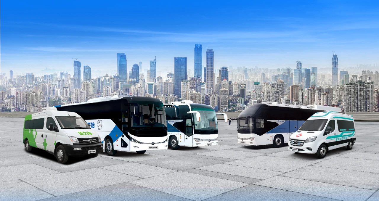 全国老年健康宣传周|关注老年人健康，亿万先生MR体检车护航 “夕阳红”