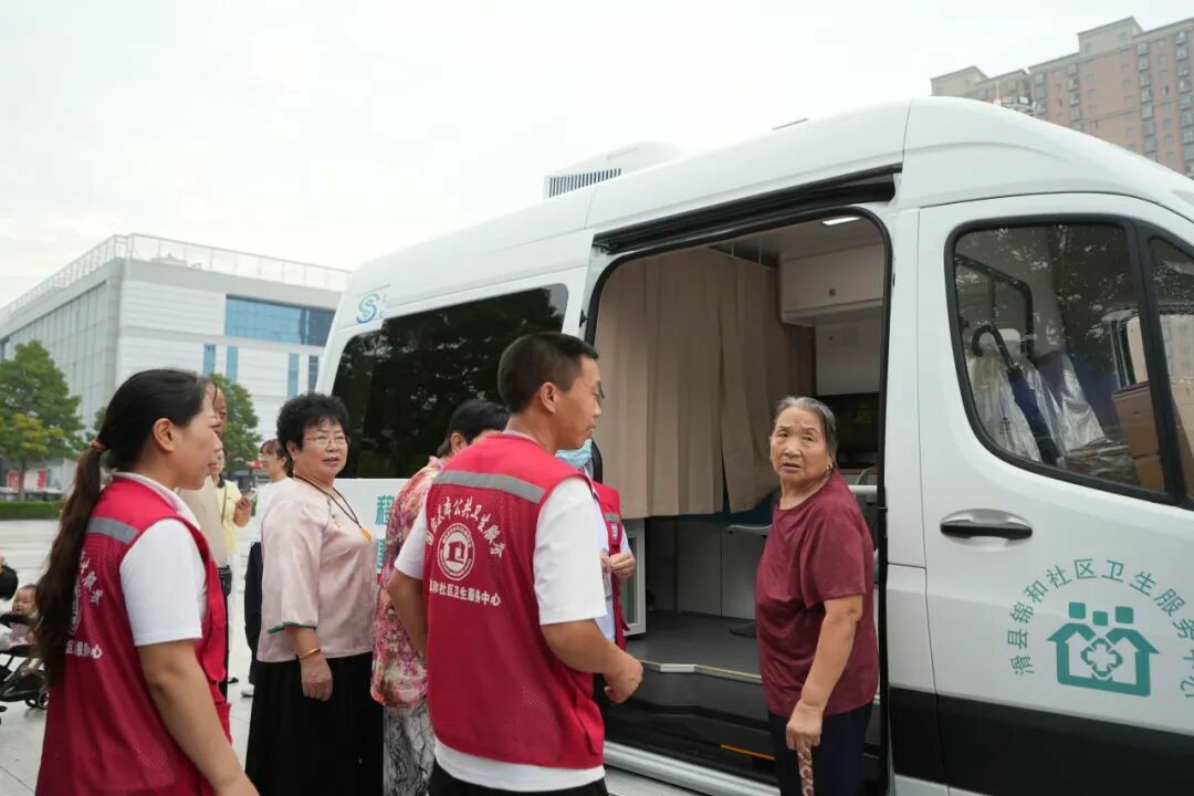 亿万先生MR多形态巡回医疗车，助力常态化巡回医疗机制建立